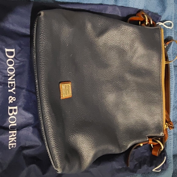 Dooney Bourke - Picture 3 of 6